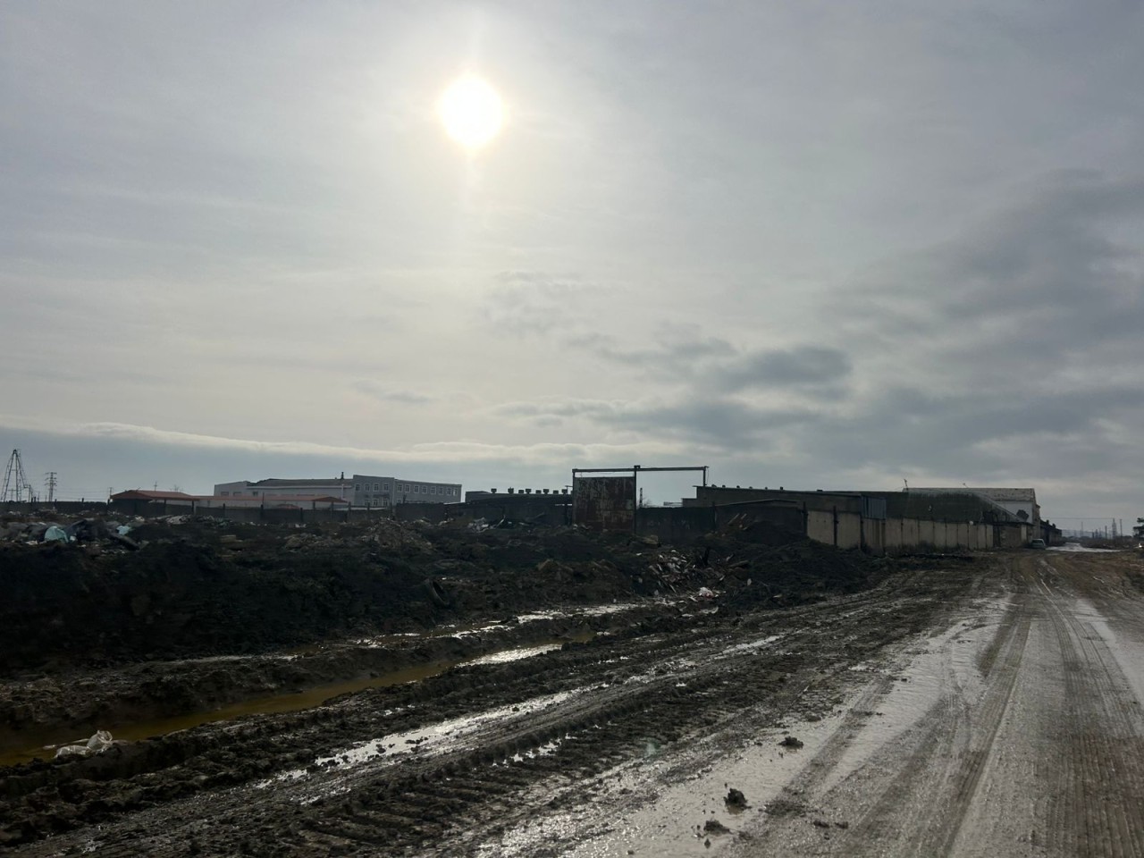 Bu yol “Balaxanıneft”in mühafizəsi altında sıradan çıxarılır - FOTOLAR
